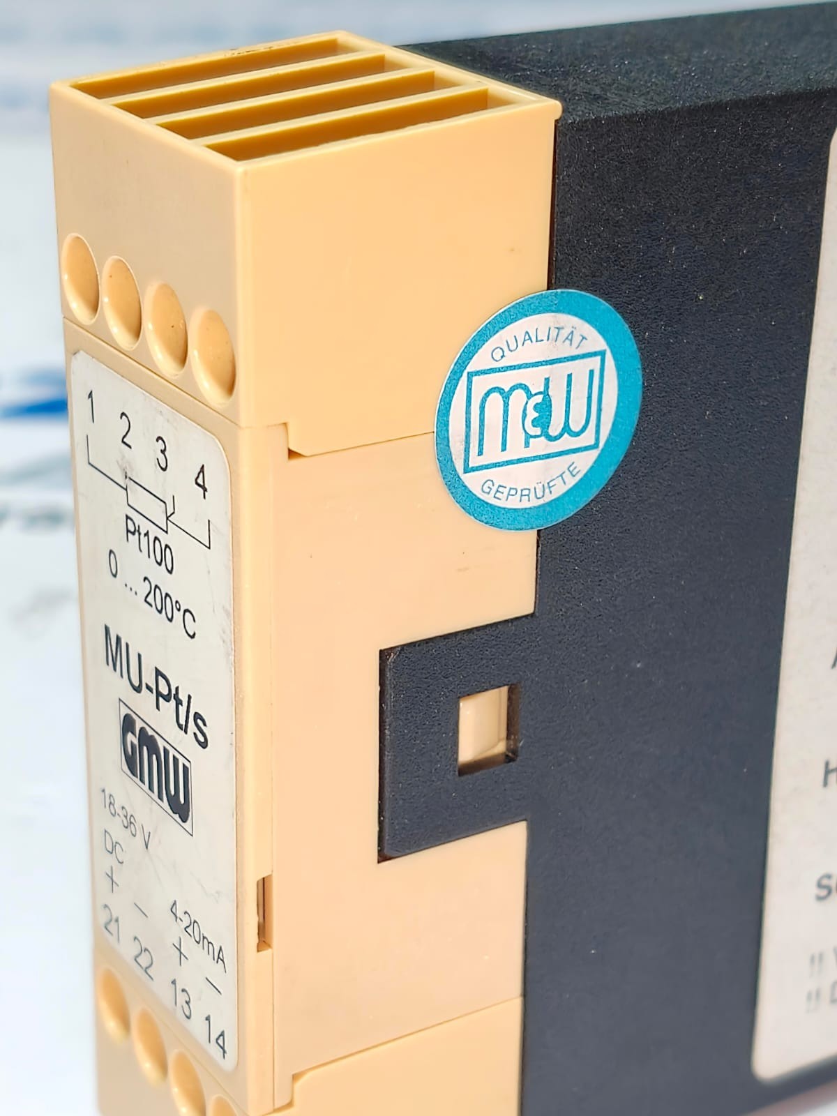 57-12336.jpg