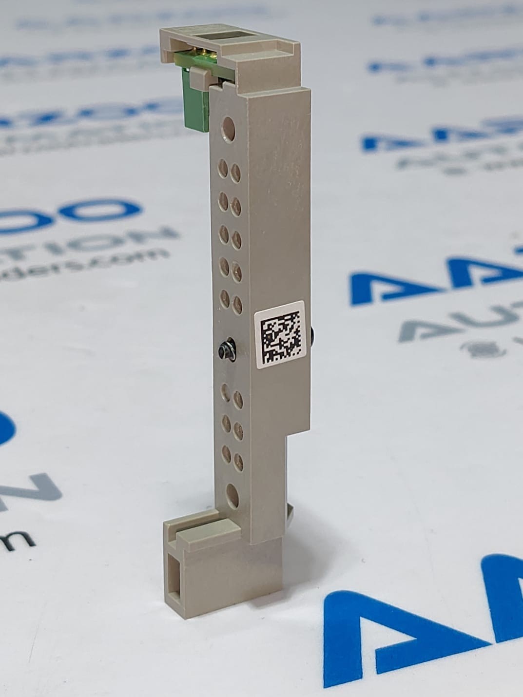 57-3096.jpg