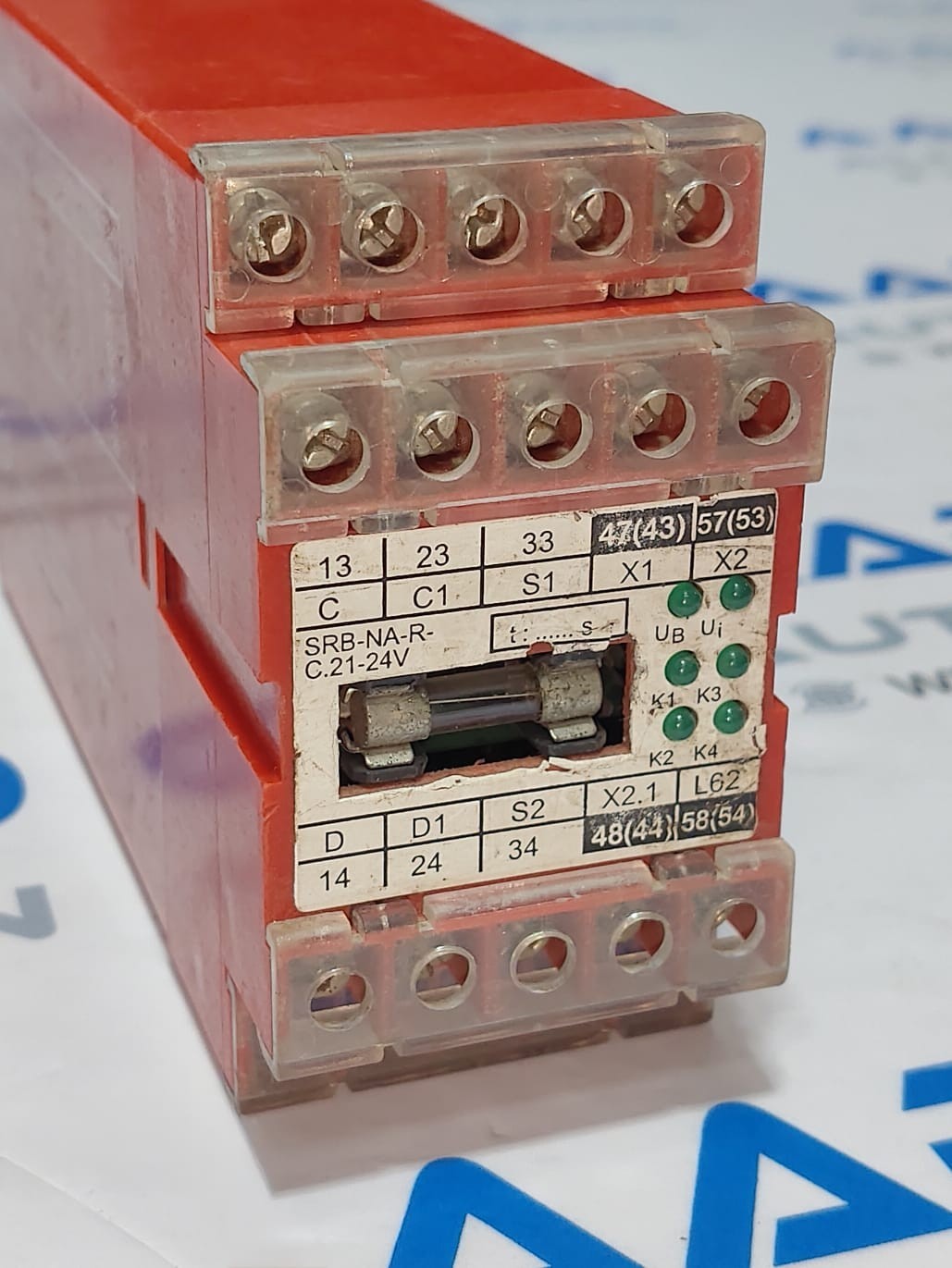 57-8293.jpg